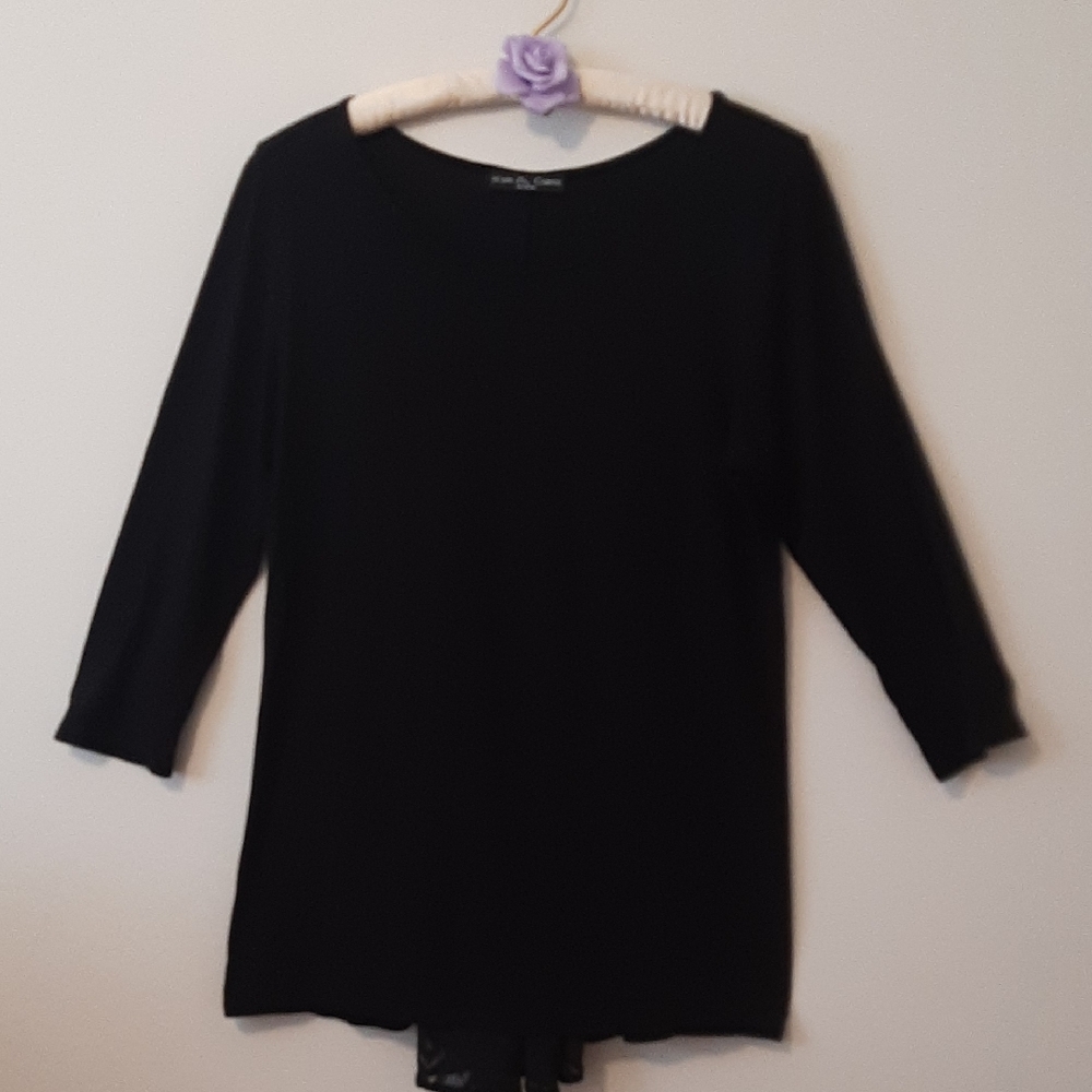 Kim & Cami womans tunic top size medium Black
